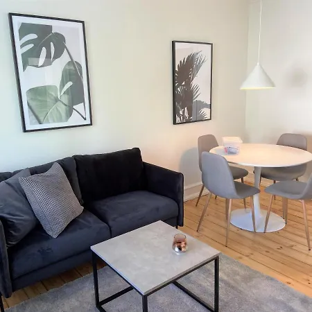 Cozy 1-bedroom In Elegant Osterbro